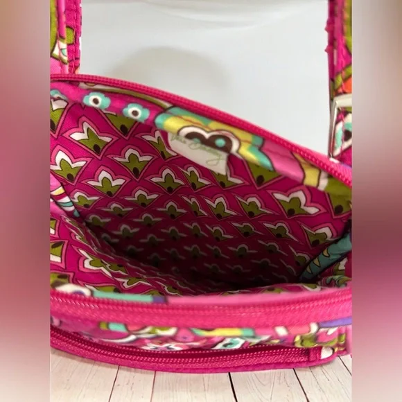 Vera Bradley Pink and Green Quilted Crossbody Bag - Picture 9 of 12